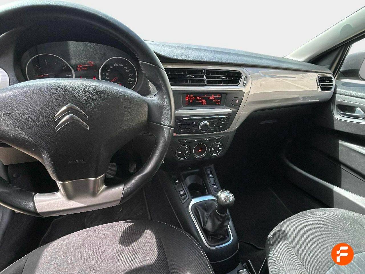 Foto Citroën C-Elysèe 15