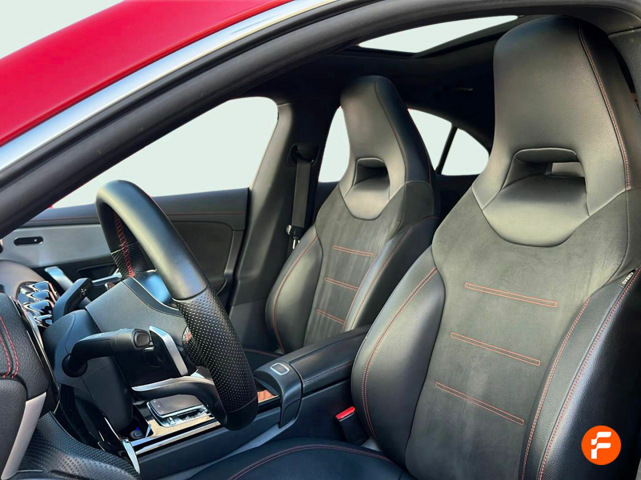 Foto Mercedes-Benz Clase CLA 5