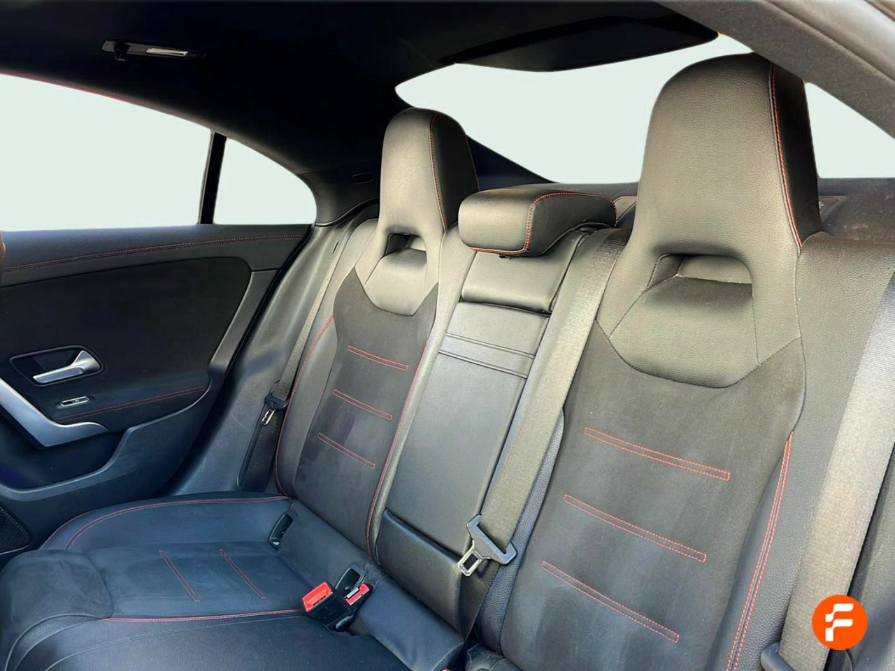 Foto Mercedes-Benz Clase CLA 8