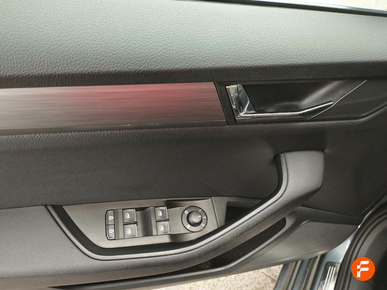 Foto Skoda Superb 24