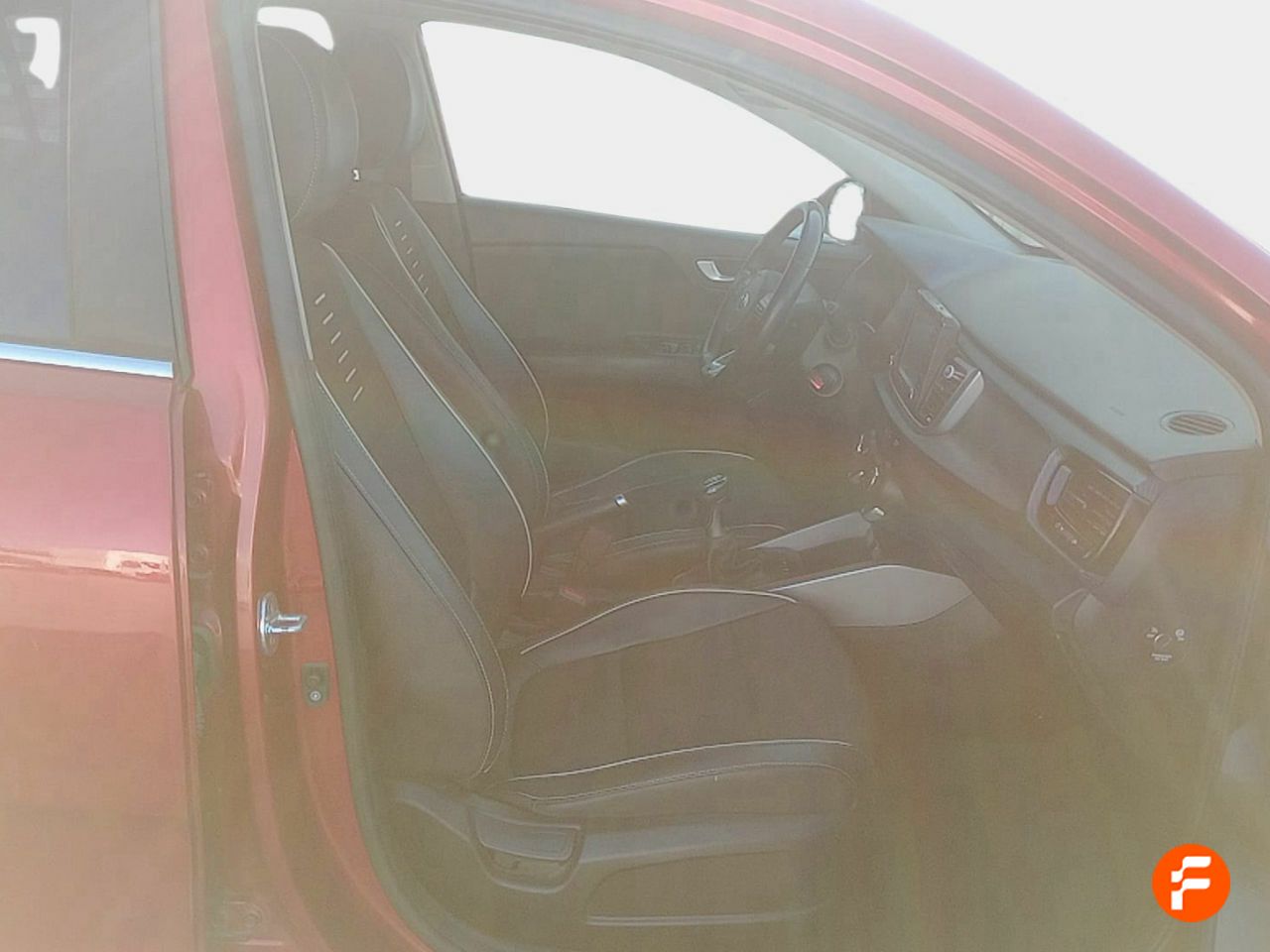 Foto Kia Rio 10