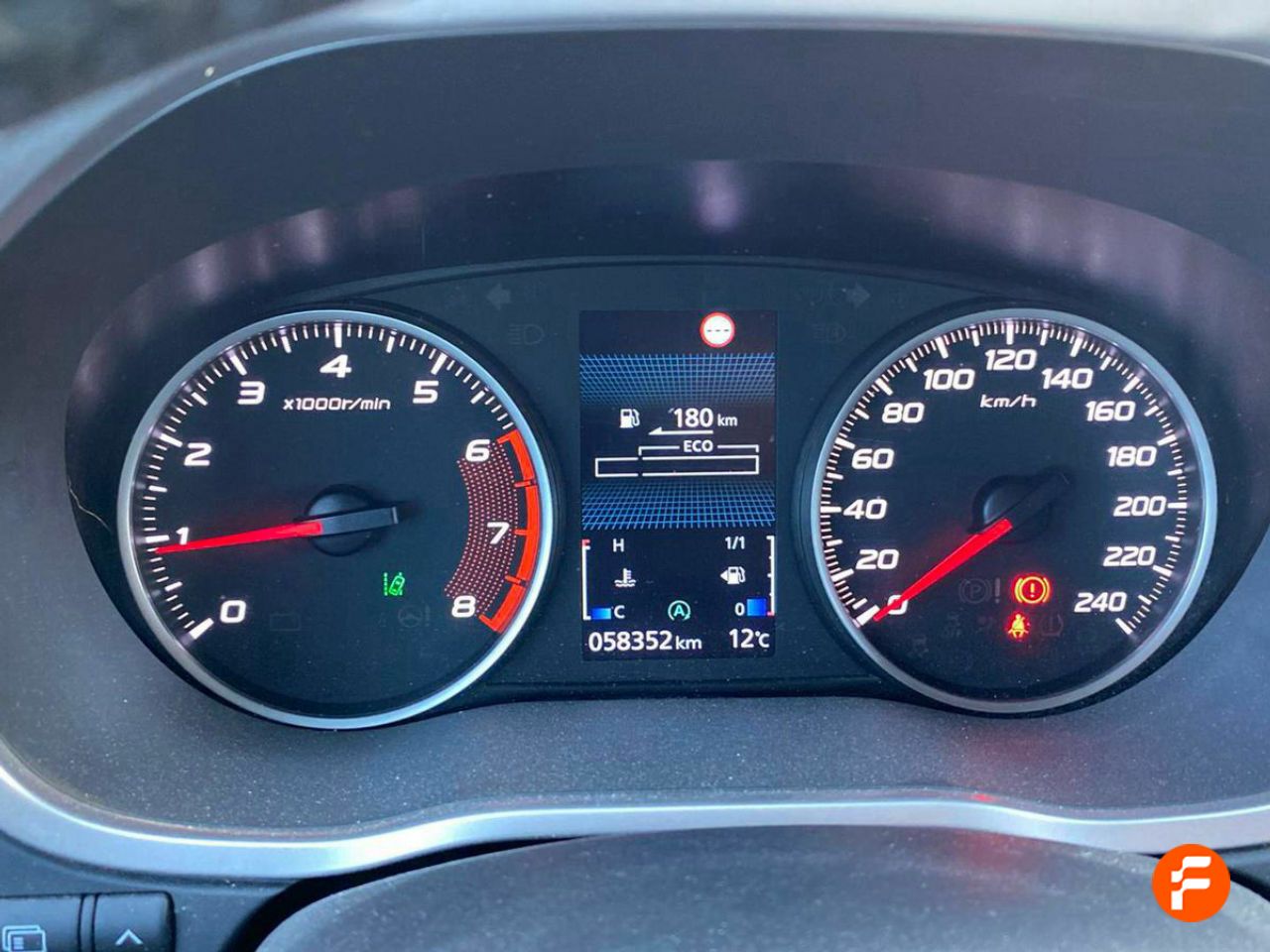 Foto Mitsubishi Eclipse Cross 10