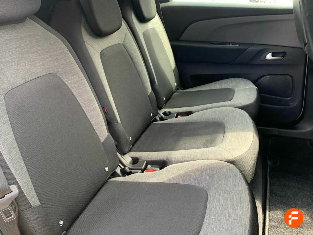 Foto Citroën C4 Spacetourer 13