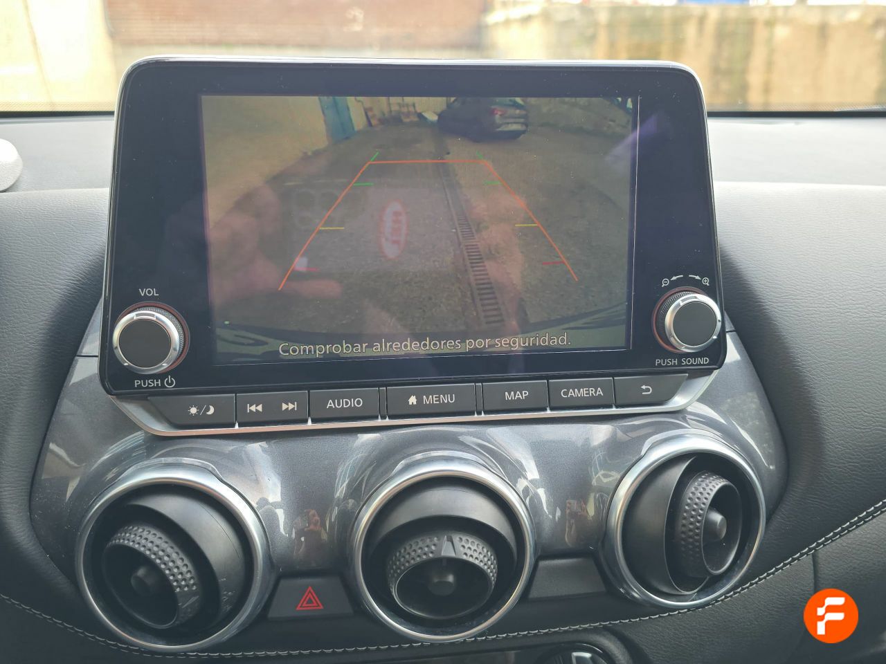 Foto Nissan Juke 17