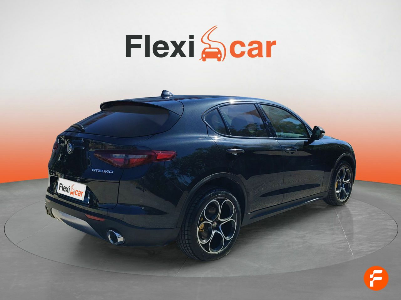 Foto Alfa Romeo Stelvio 8