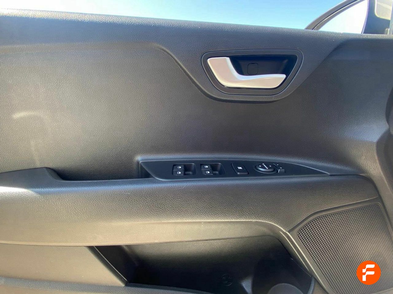 Foto Kia Stonic 10