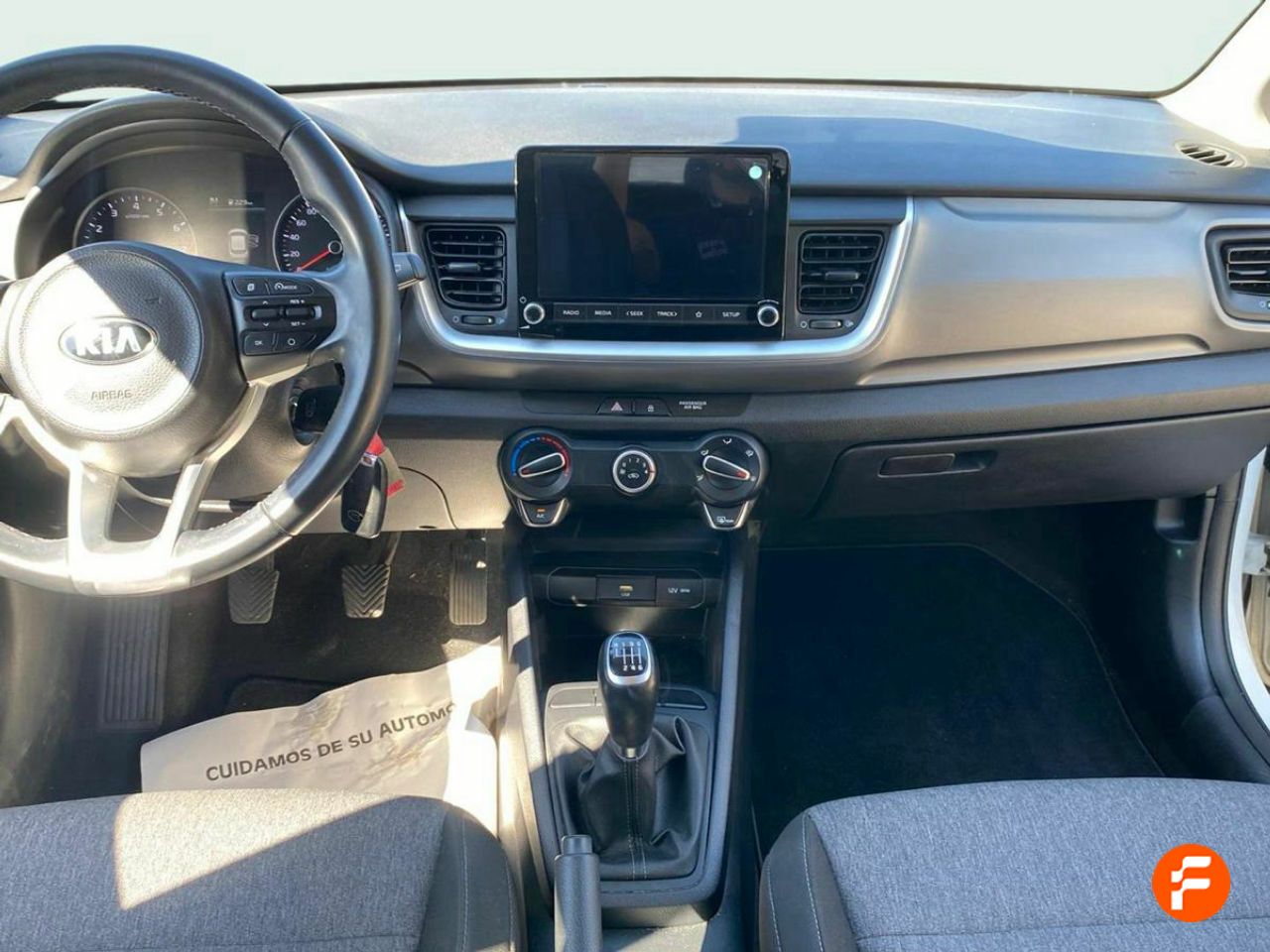 Foto Kia Stonic 11
