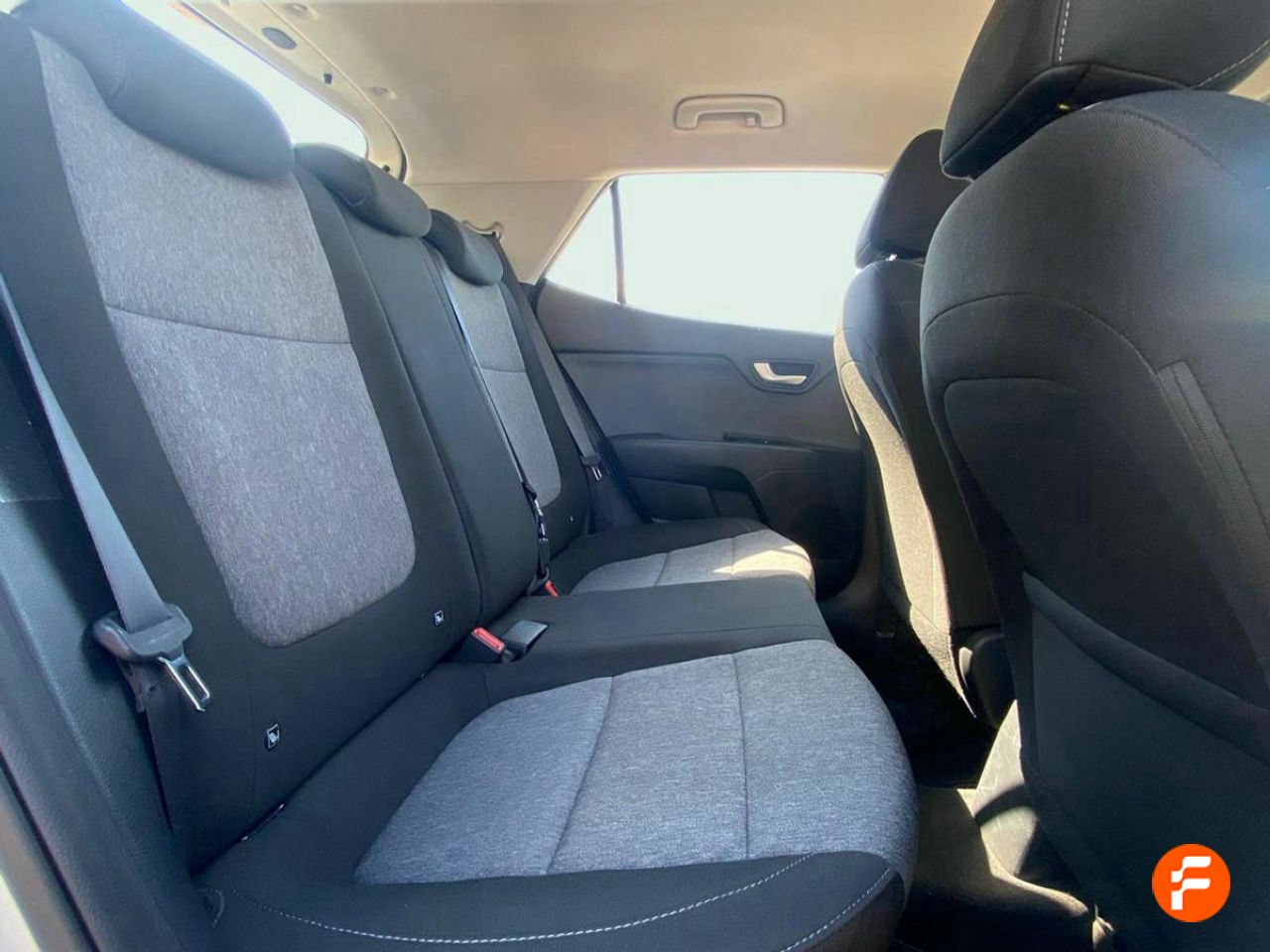 Foto Kia Stonic 18