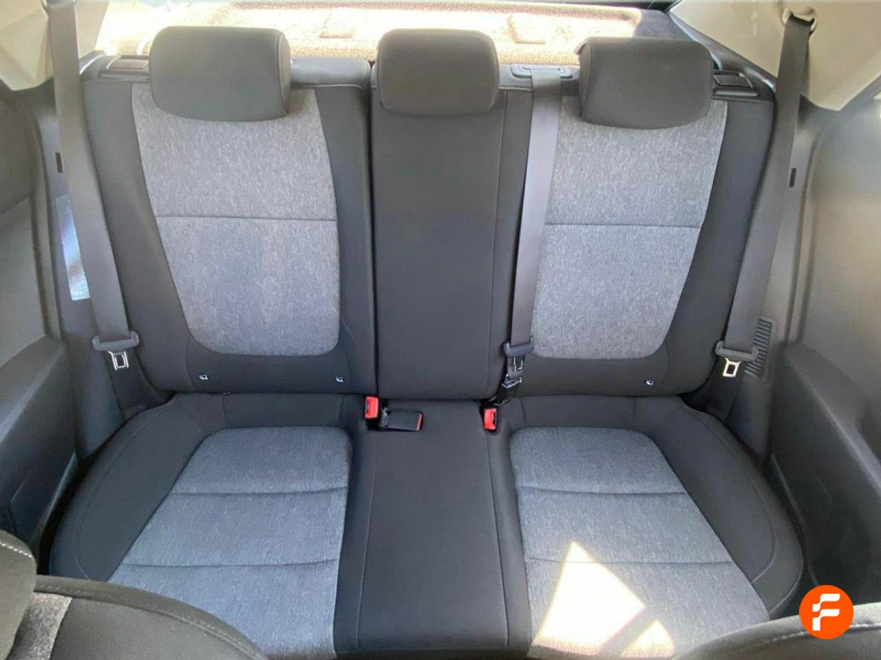 Foto Kia Stonic 19