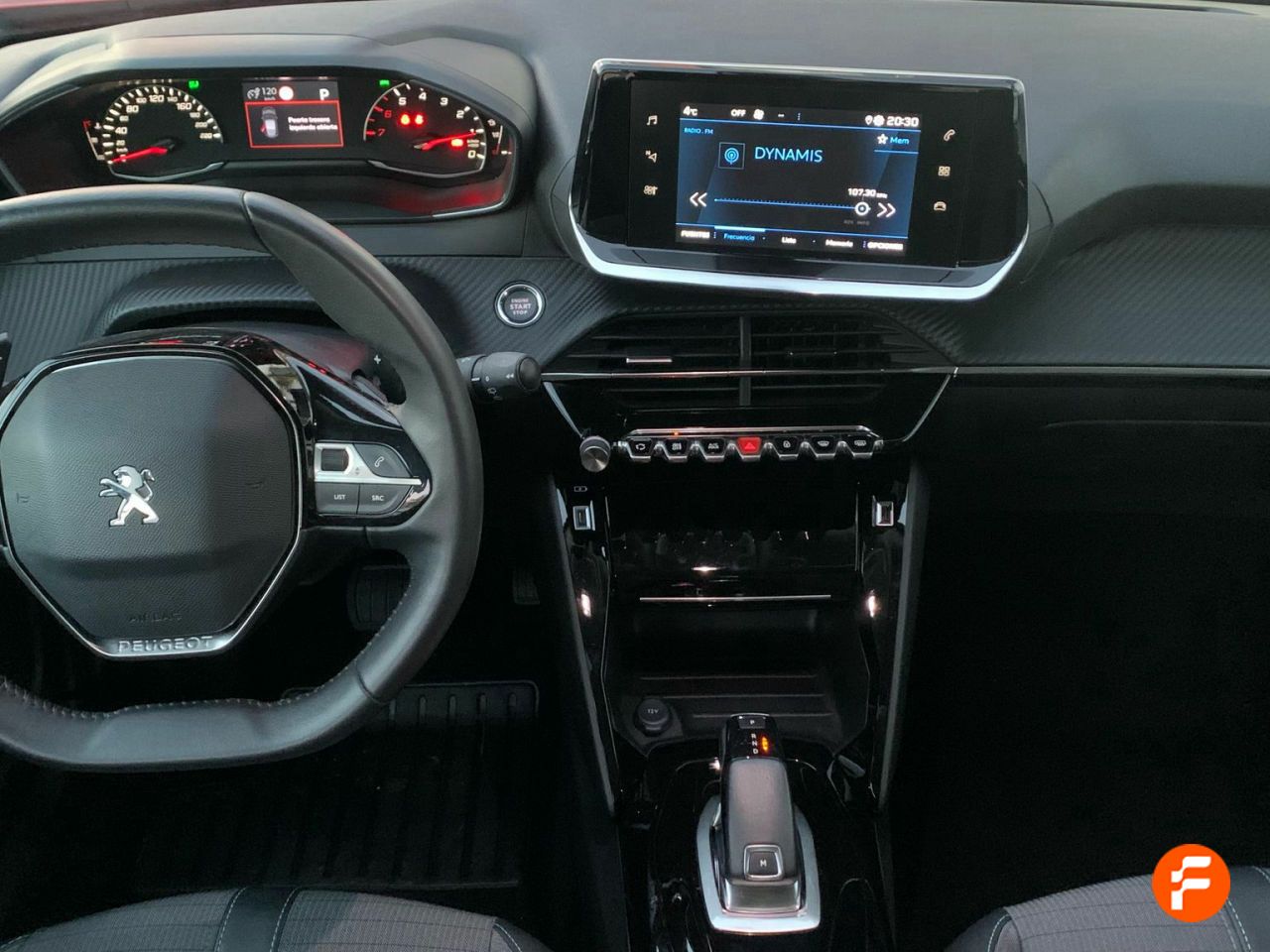 Foto Peugeot 2008 8