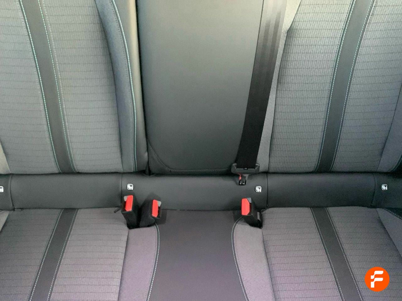 Foto Peugeot 2008 14