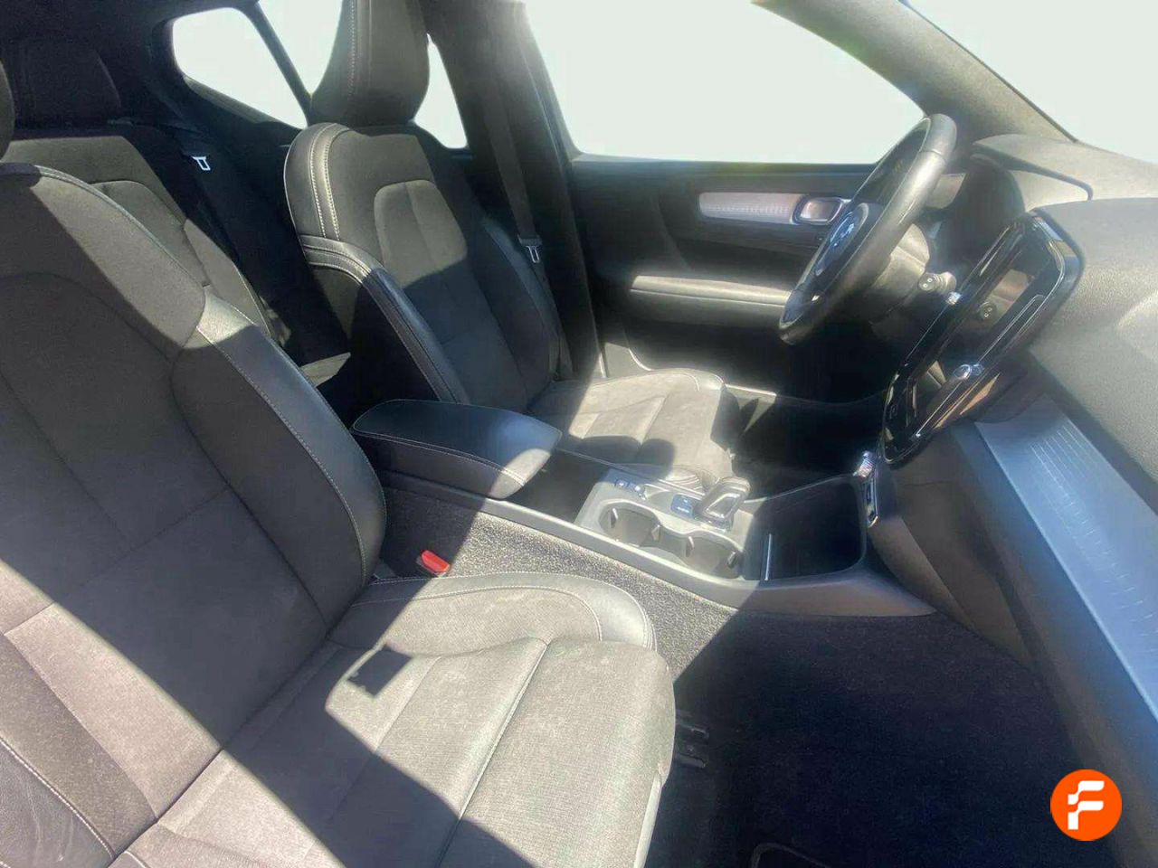 Foto Volvo XC40 15