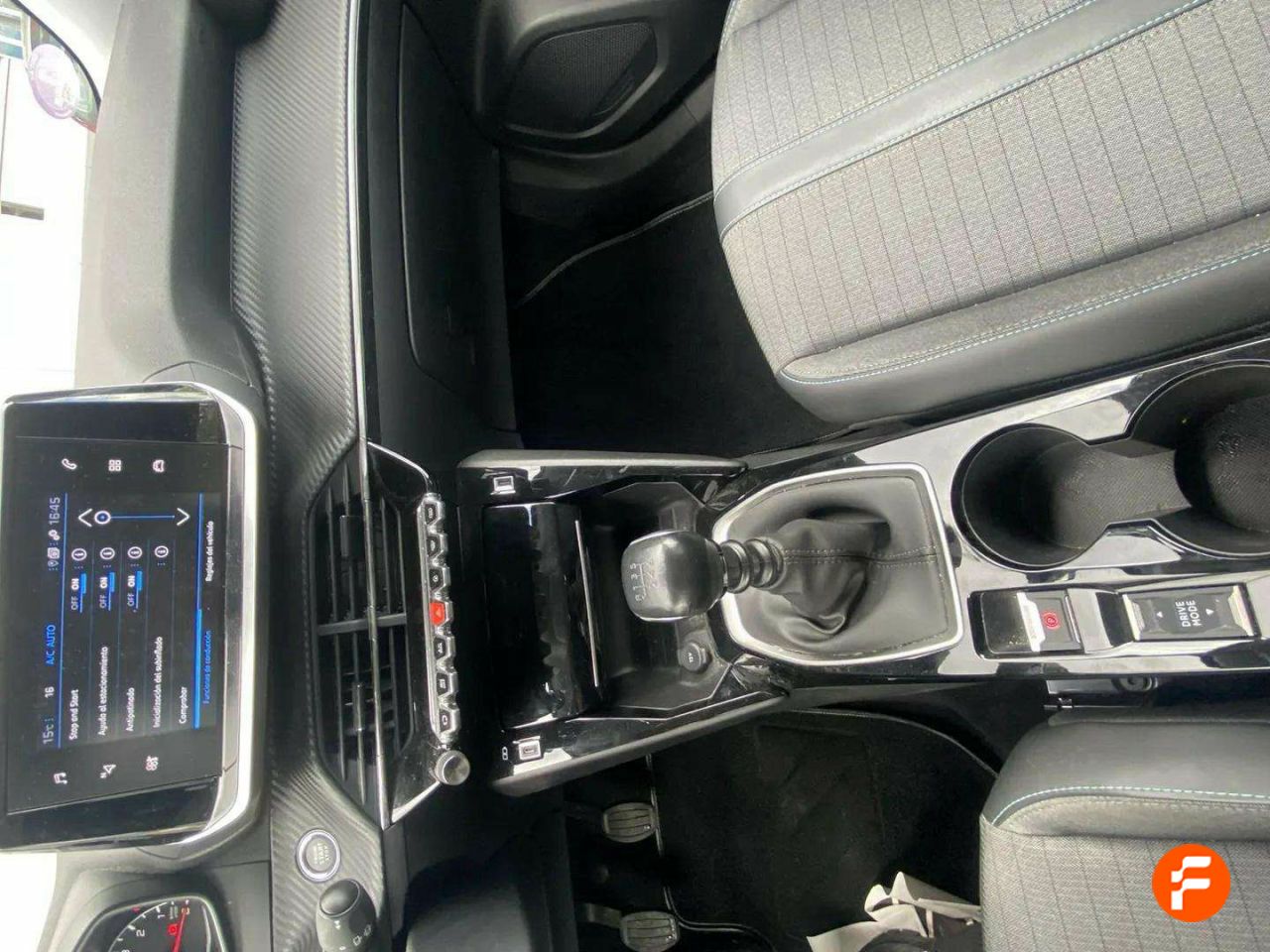Foto Peugeot 2008 25