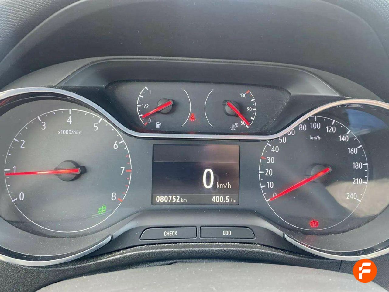 Foto Opel Crossland X 13