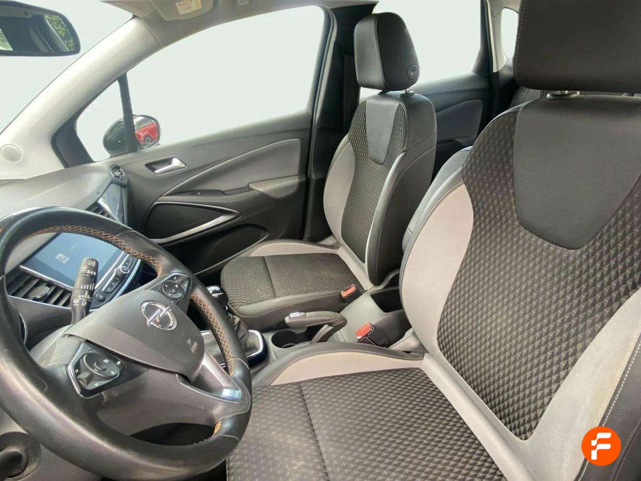 Foto Opel Crossland X 14