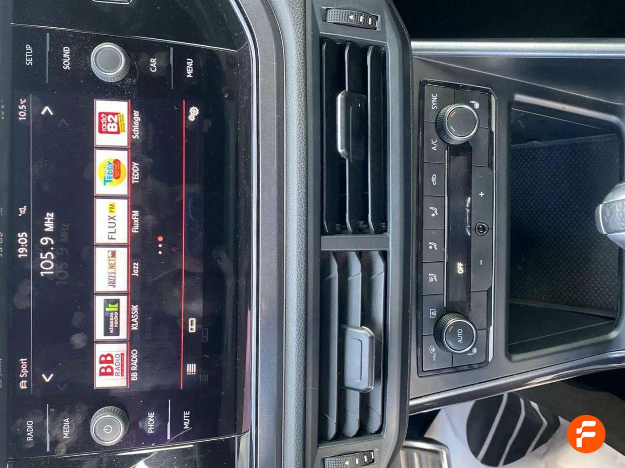 Foto Volkswagen Polo 24