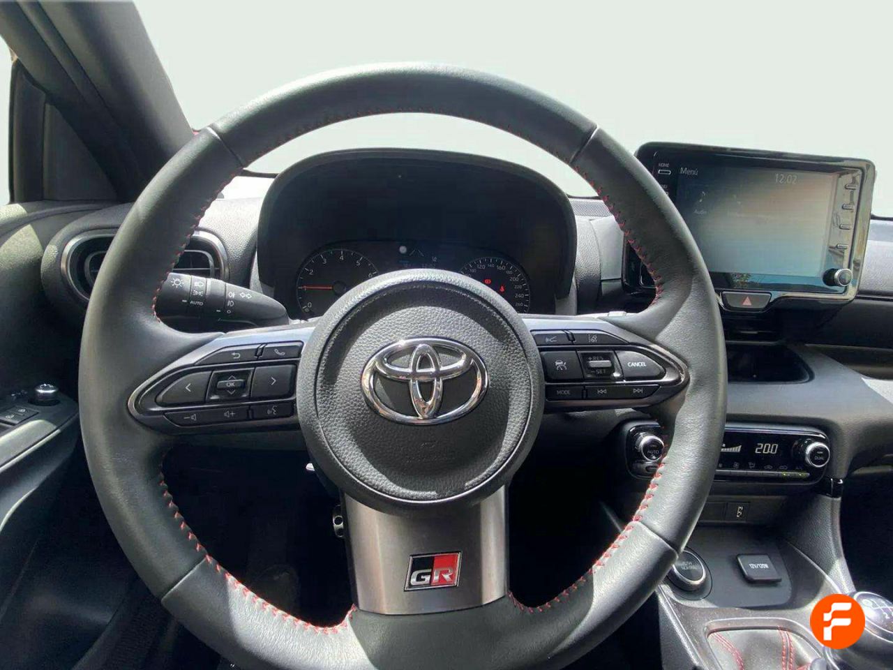 Foto Toyota Yaris 11