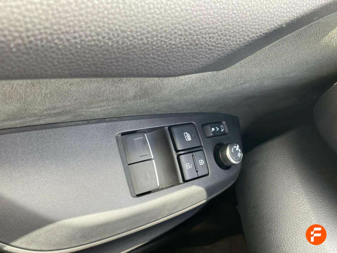 Foto Toyota Yaris 19