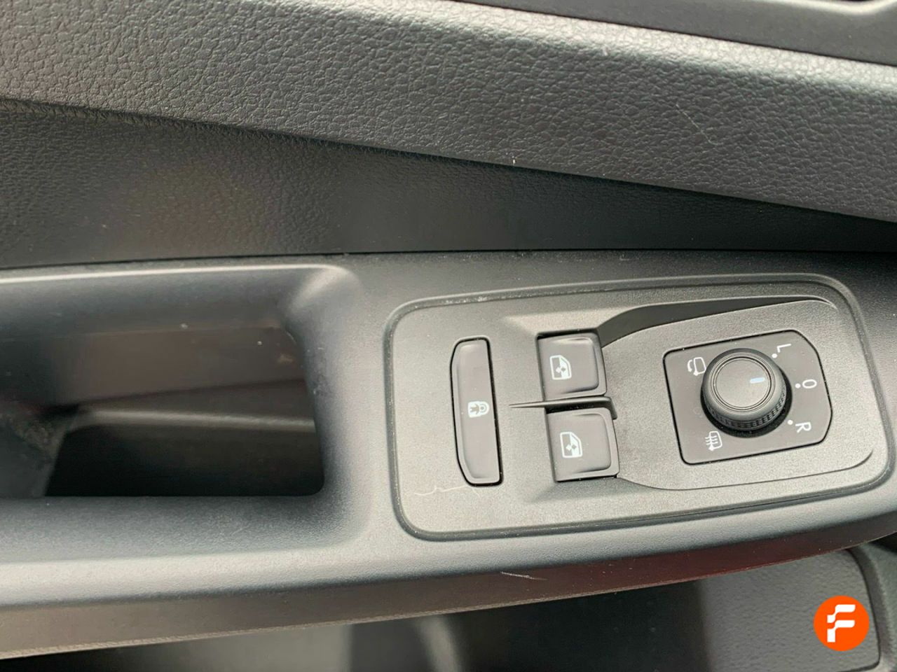 Foto Volkswagen Caddy 15