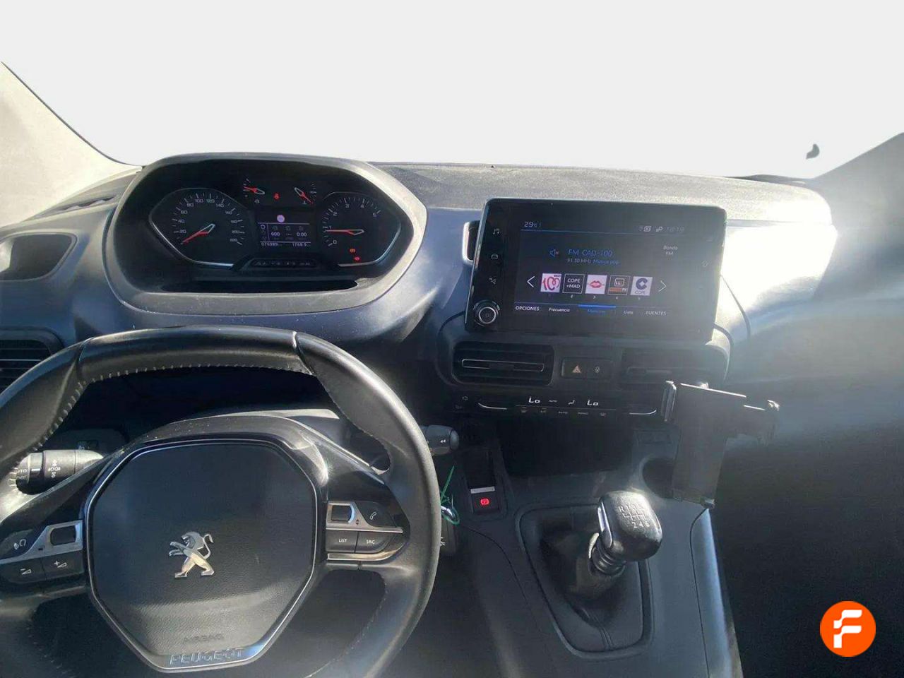 Foto Peugeot Rifter 7