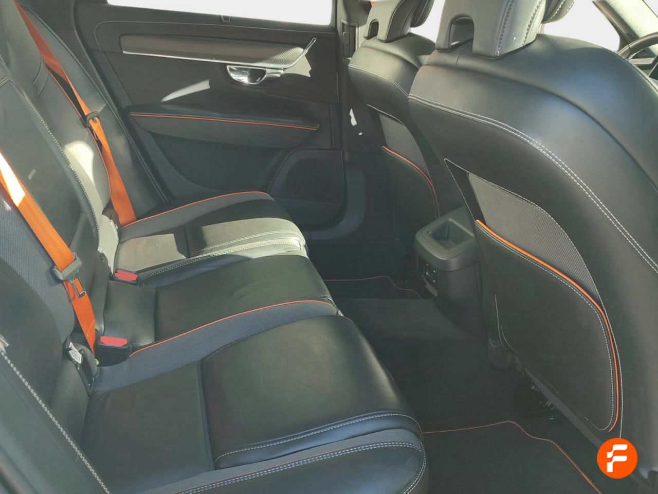 Foto Volvo V90 12