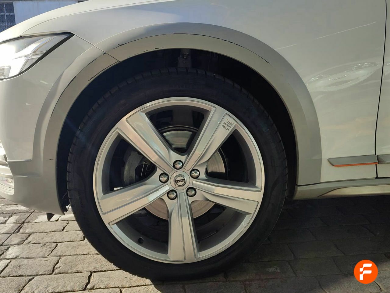 Foto Volvo V90 18