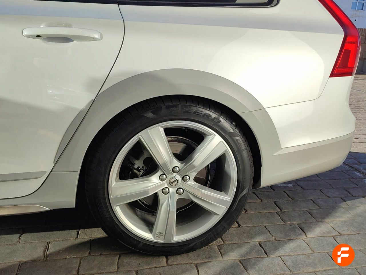 Foto Volvo V90 19
