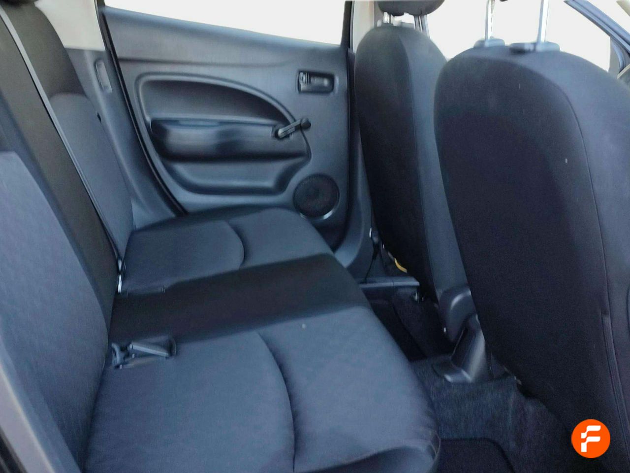 Foto Mitsubishi Space Star 13
