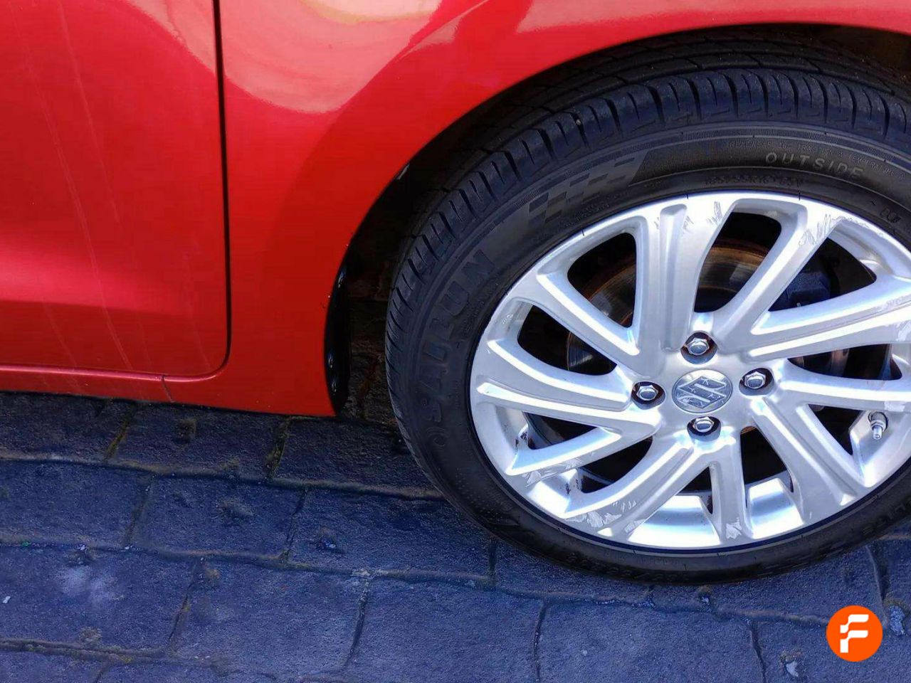 Foto Suzuki Swift 19