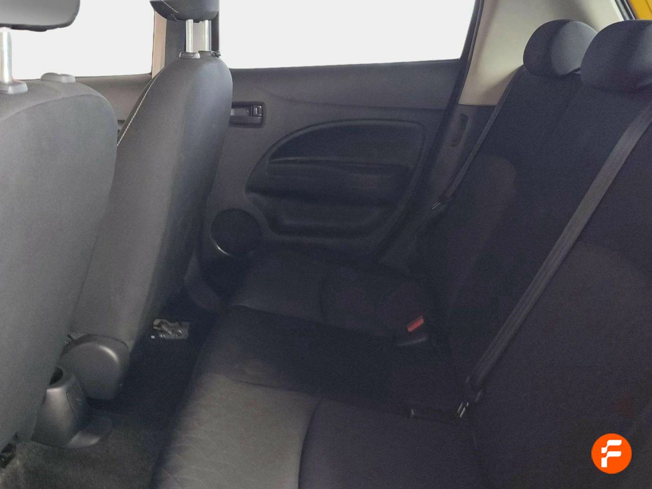 Foto Mitsubishi Space Star 13
