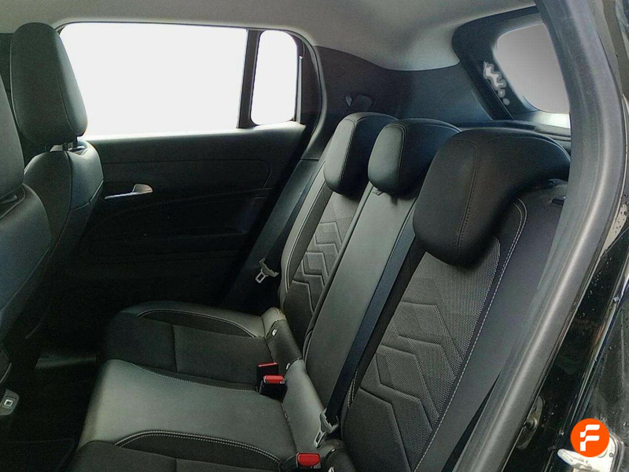 Foto Jeep Avenger 10