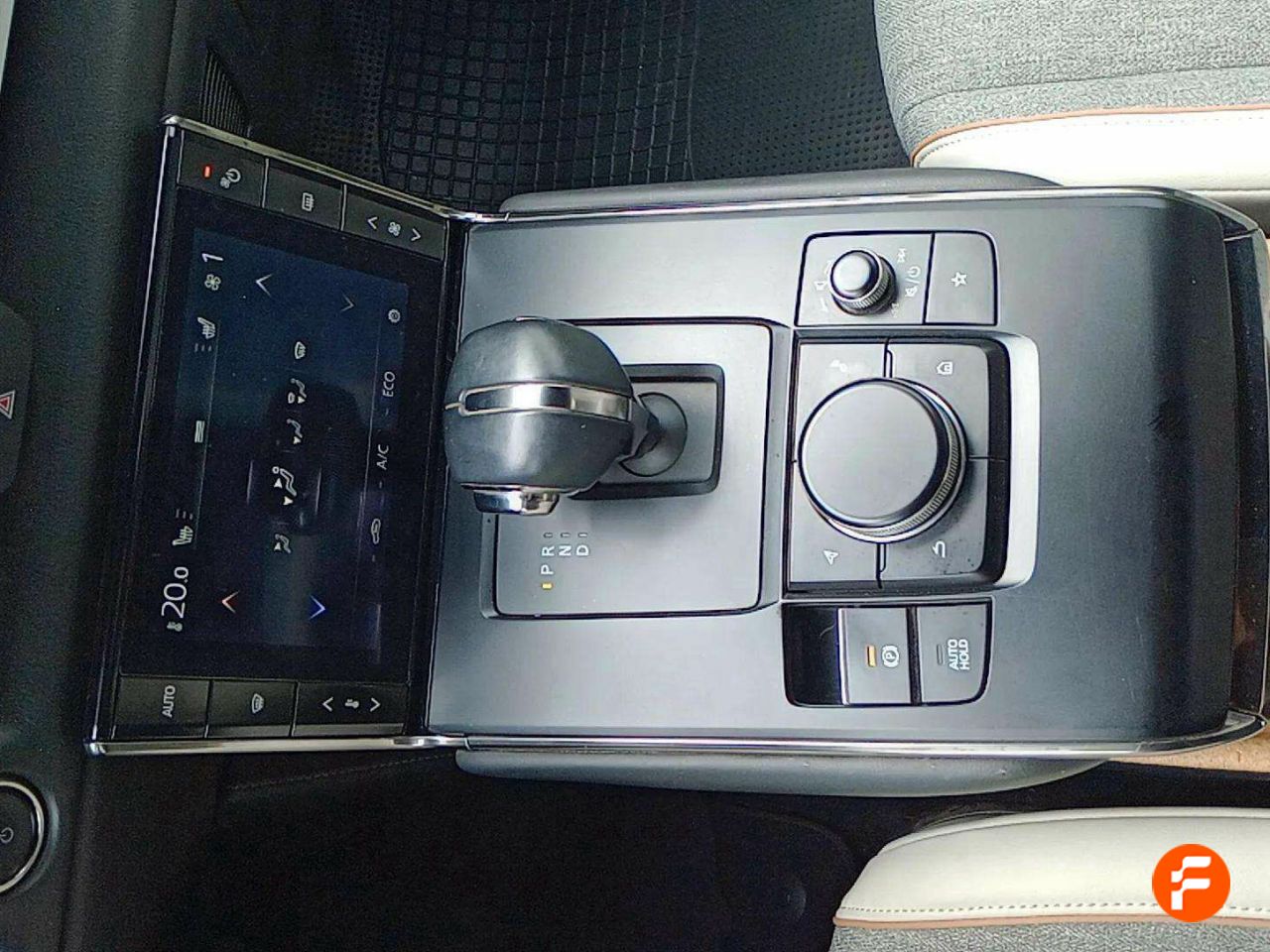 Foto Mazda MX-30 15
