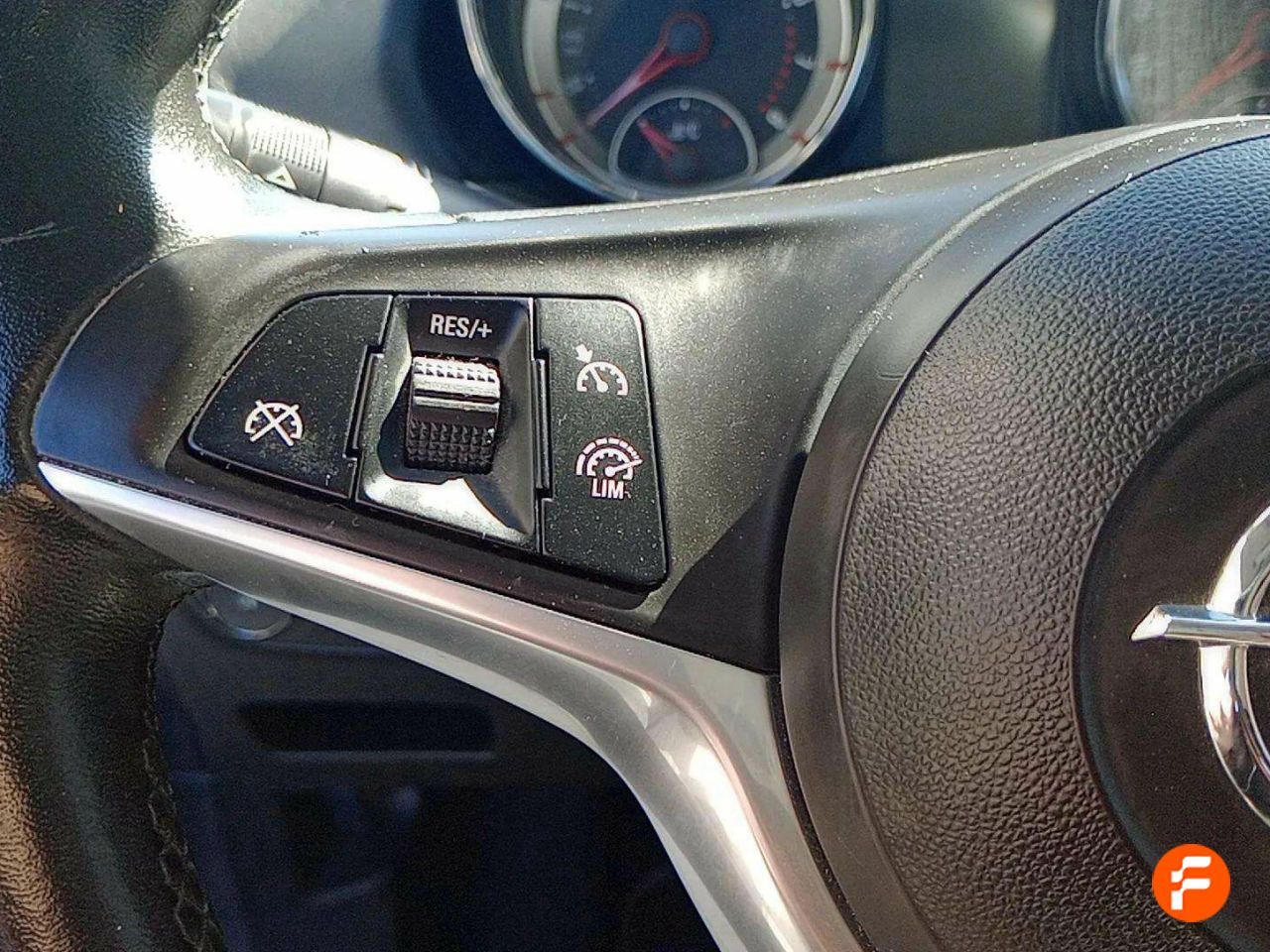 Foto Opel Adam 15