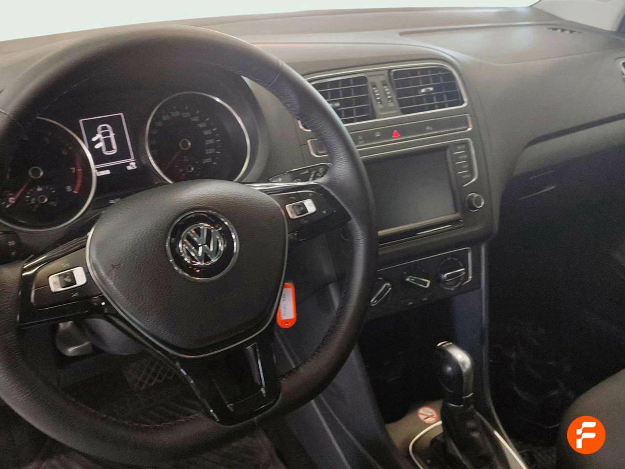 Foto Volkswagen Polo 9