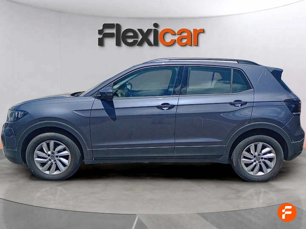 Foto Volkswagen T-Cross 4