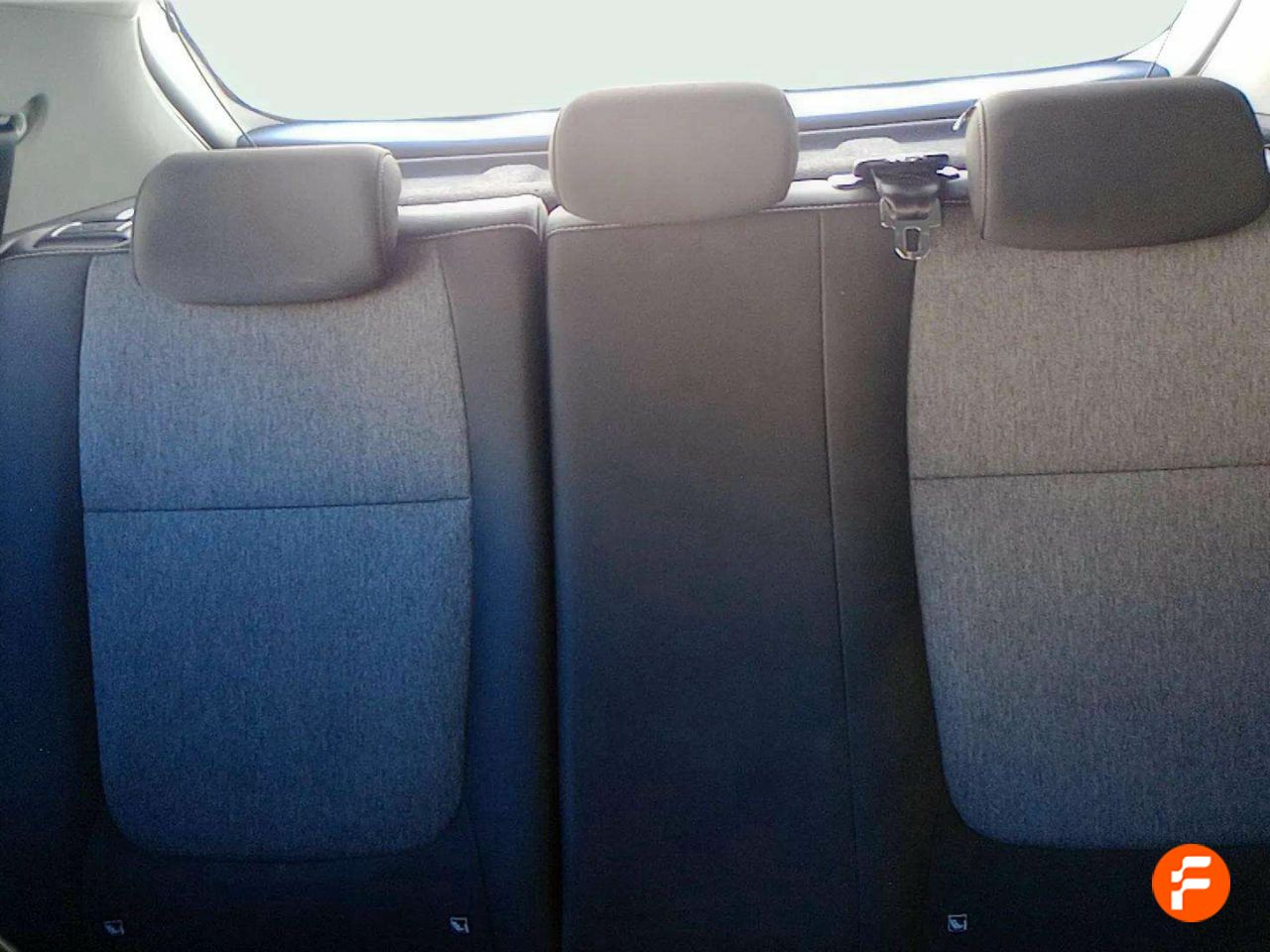 Foto Kia Stonic 14