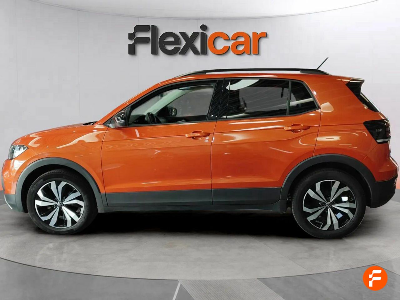Foto Volkswagen T-Cross 4