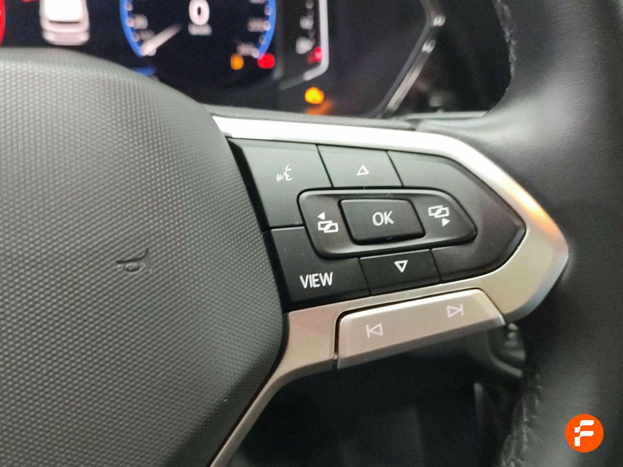 Foto Volkswagen T-Cross 18
