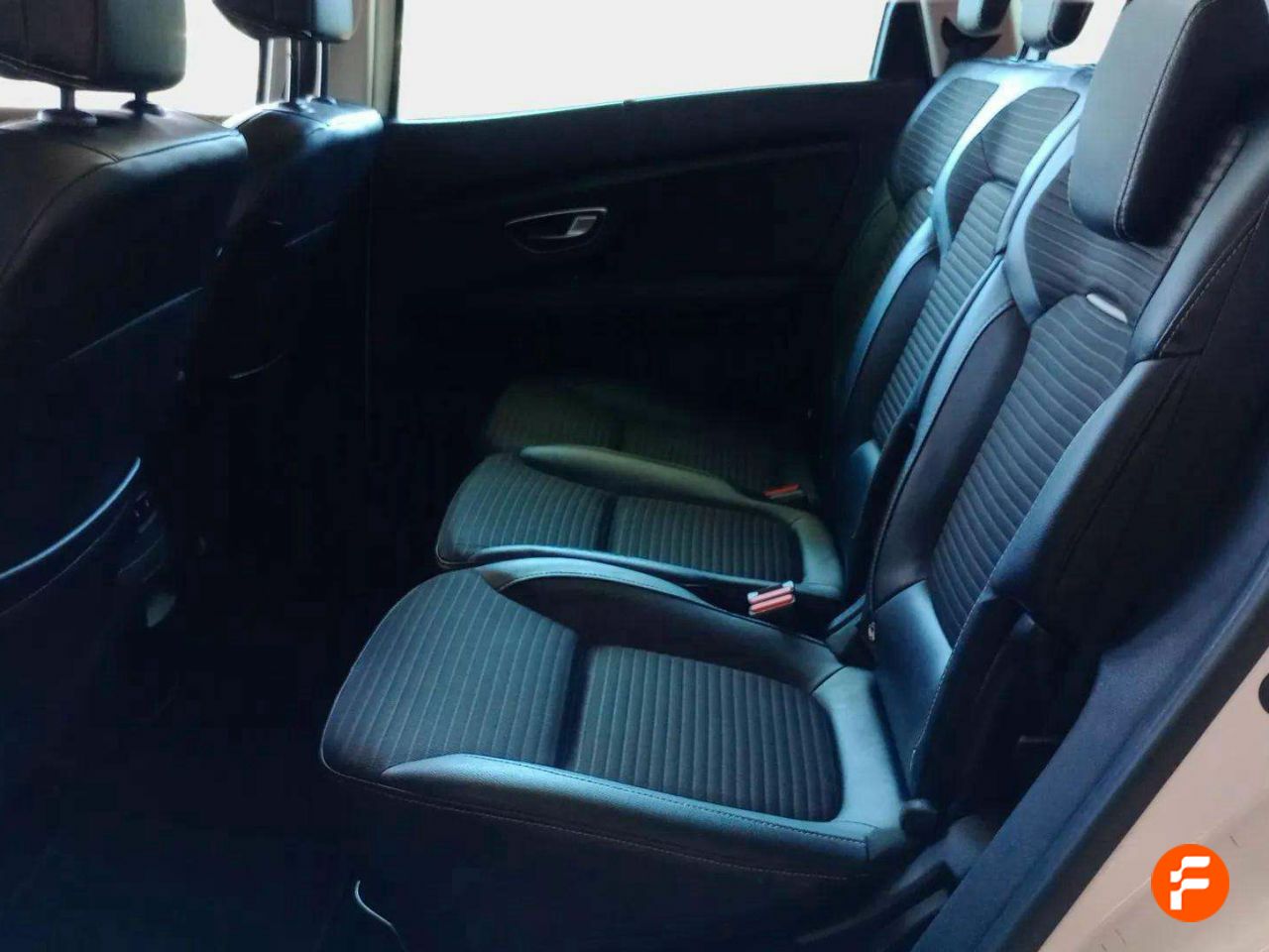 Foto Renault Grand Scénic 13