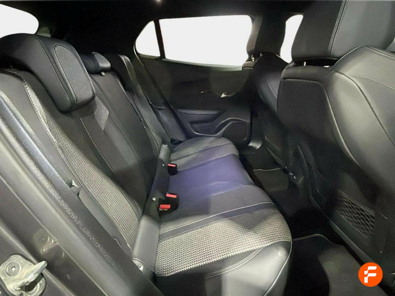 Foto Peugeot 2008 14