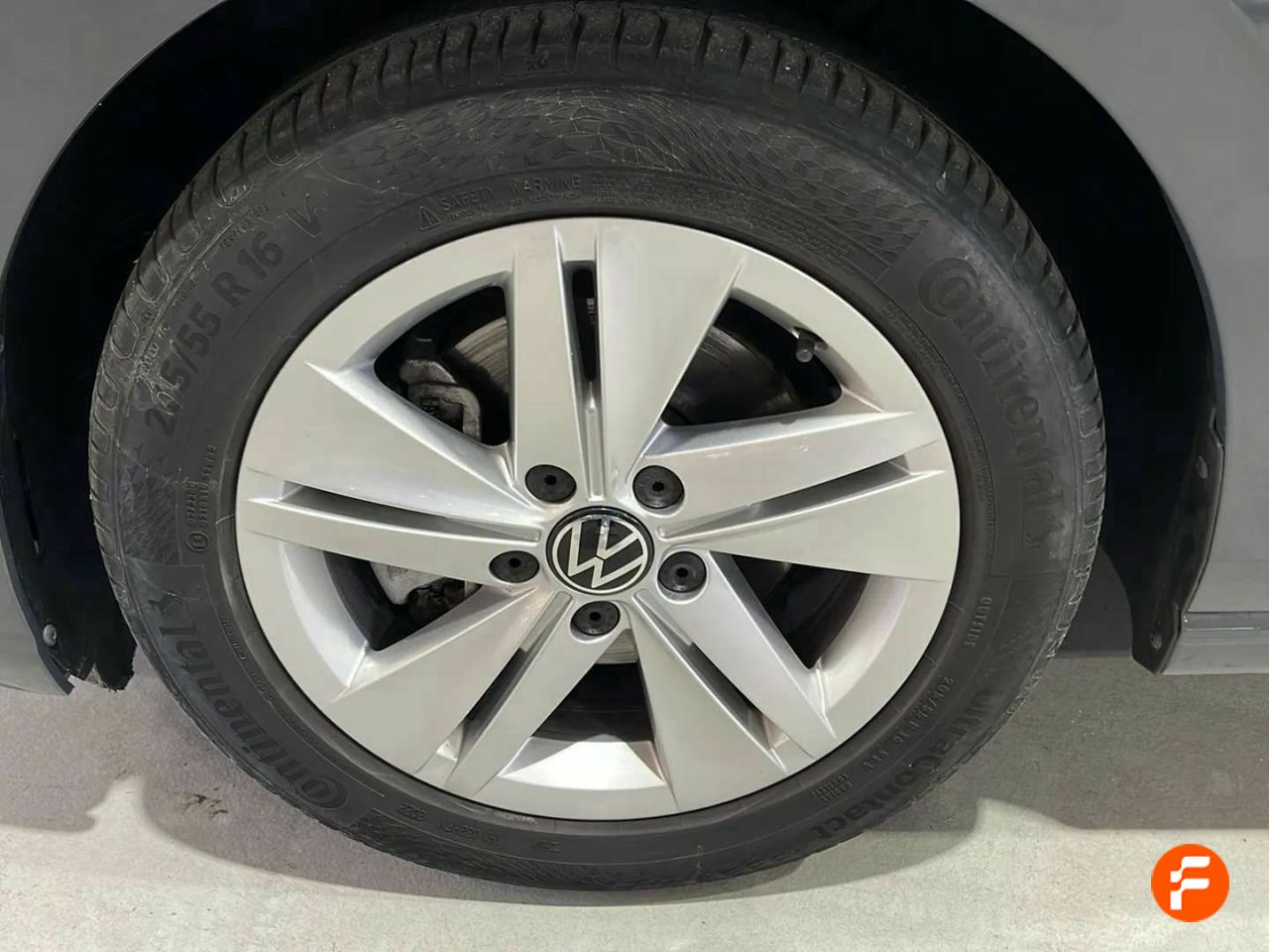 Foto Volkswagen Golf 25