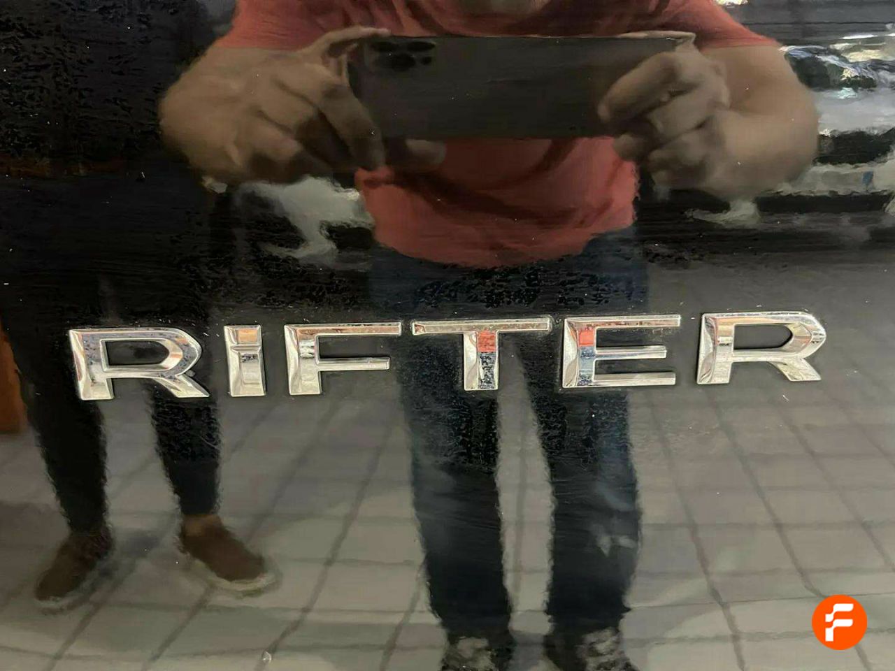 Foto Peugeot Rifter 7