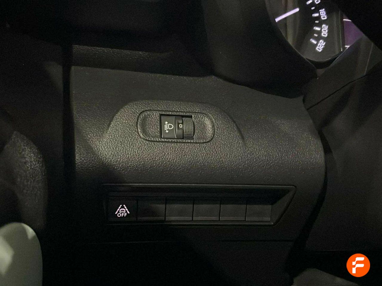 Foto Citroën Berlingo 24