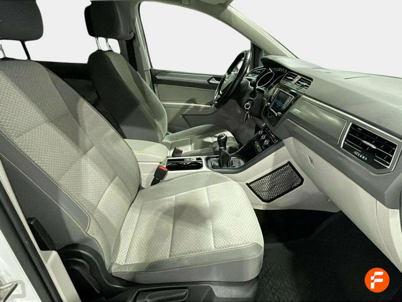 Foto Volkswagen Touran 13