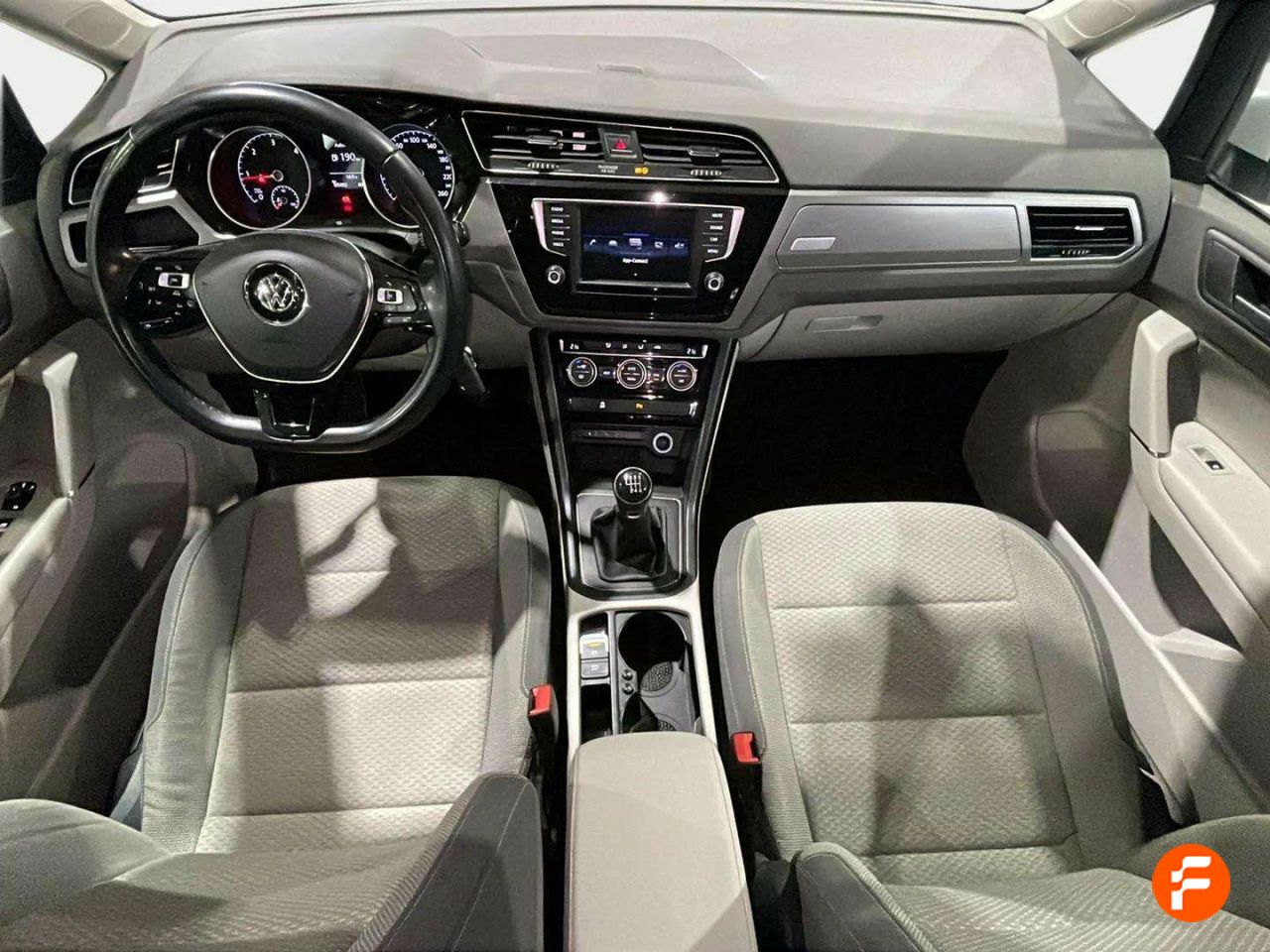Foto Volkswagen Touran 17