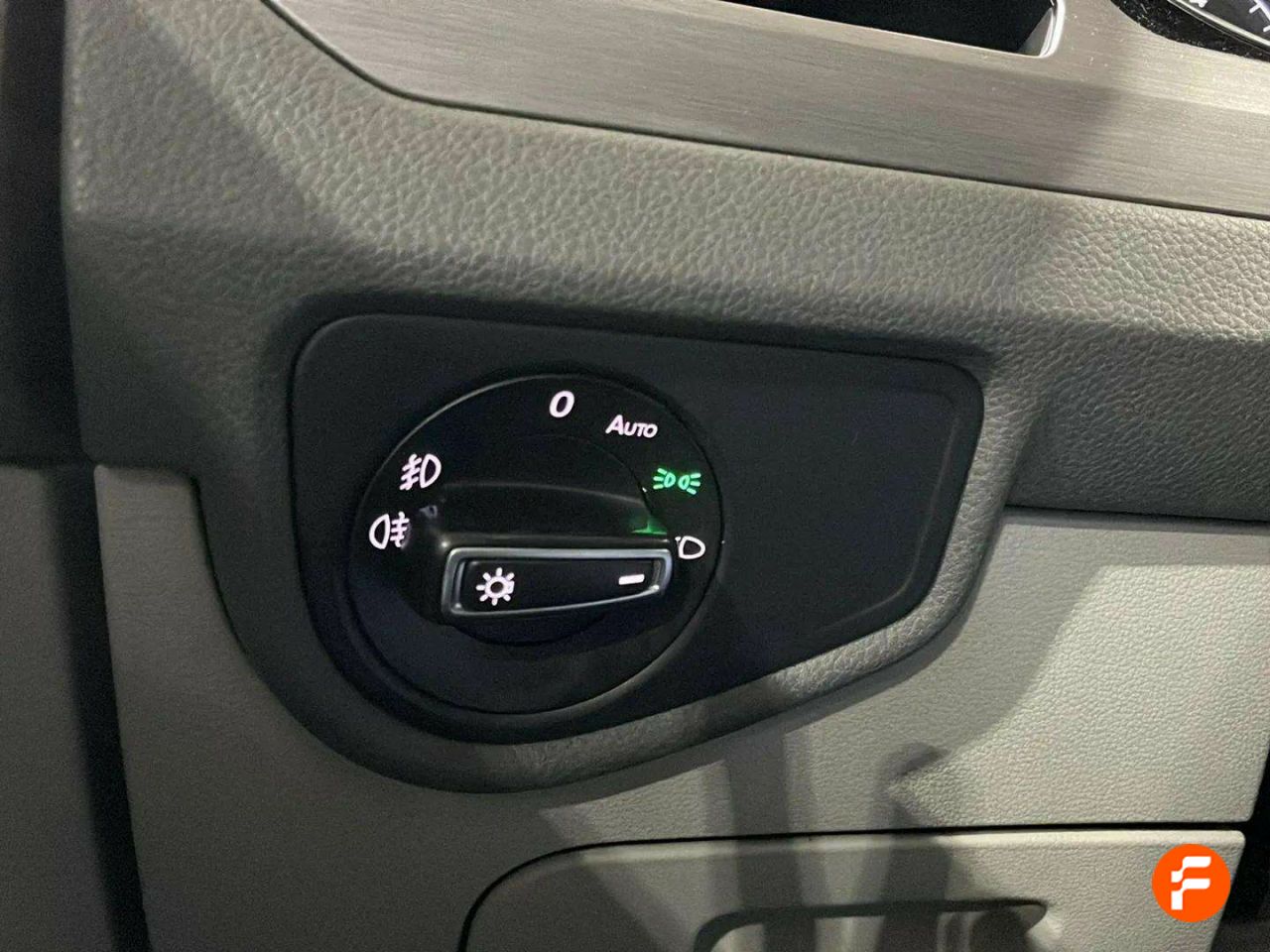 Foto Volkswagen Touran 25