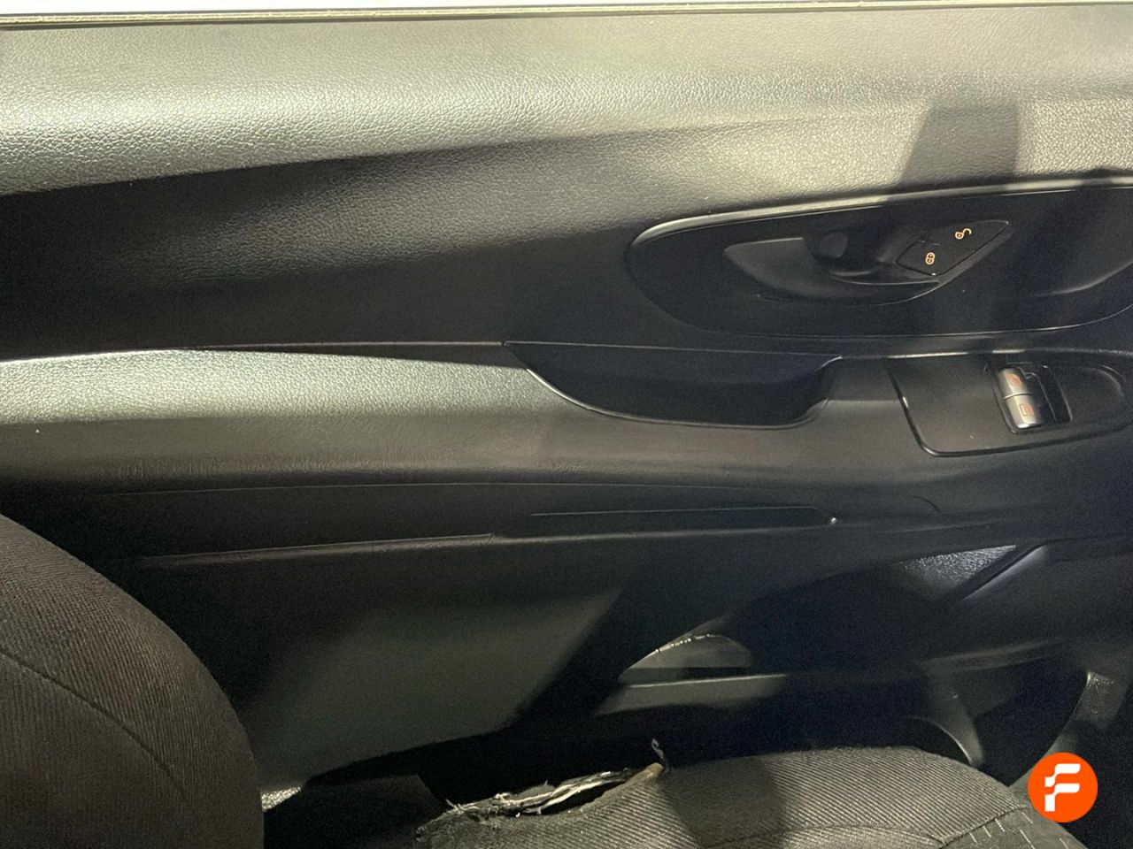 Foto Mercedes-Benz Vito 28