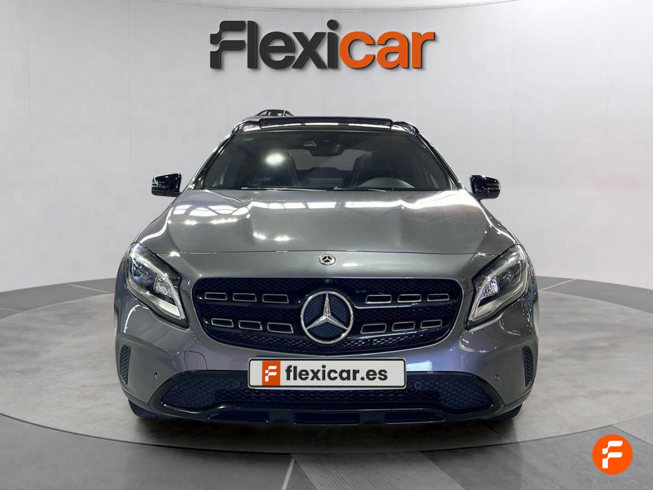Foto Mercedes-Benz Clase GLA 2