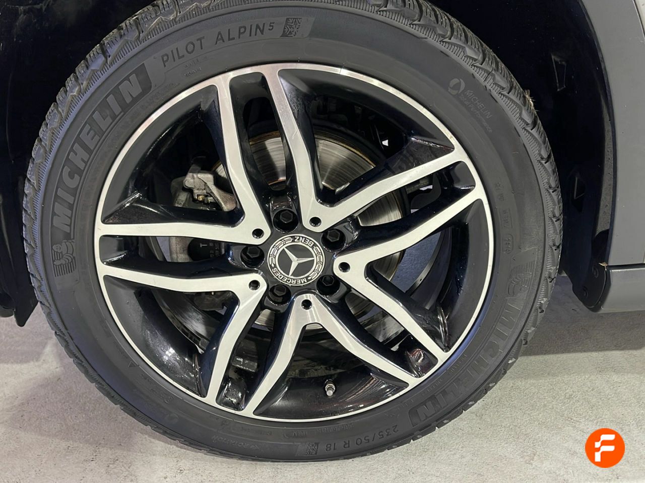 Foto Mercedes-Benz Clase GLA 24