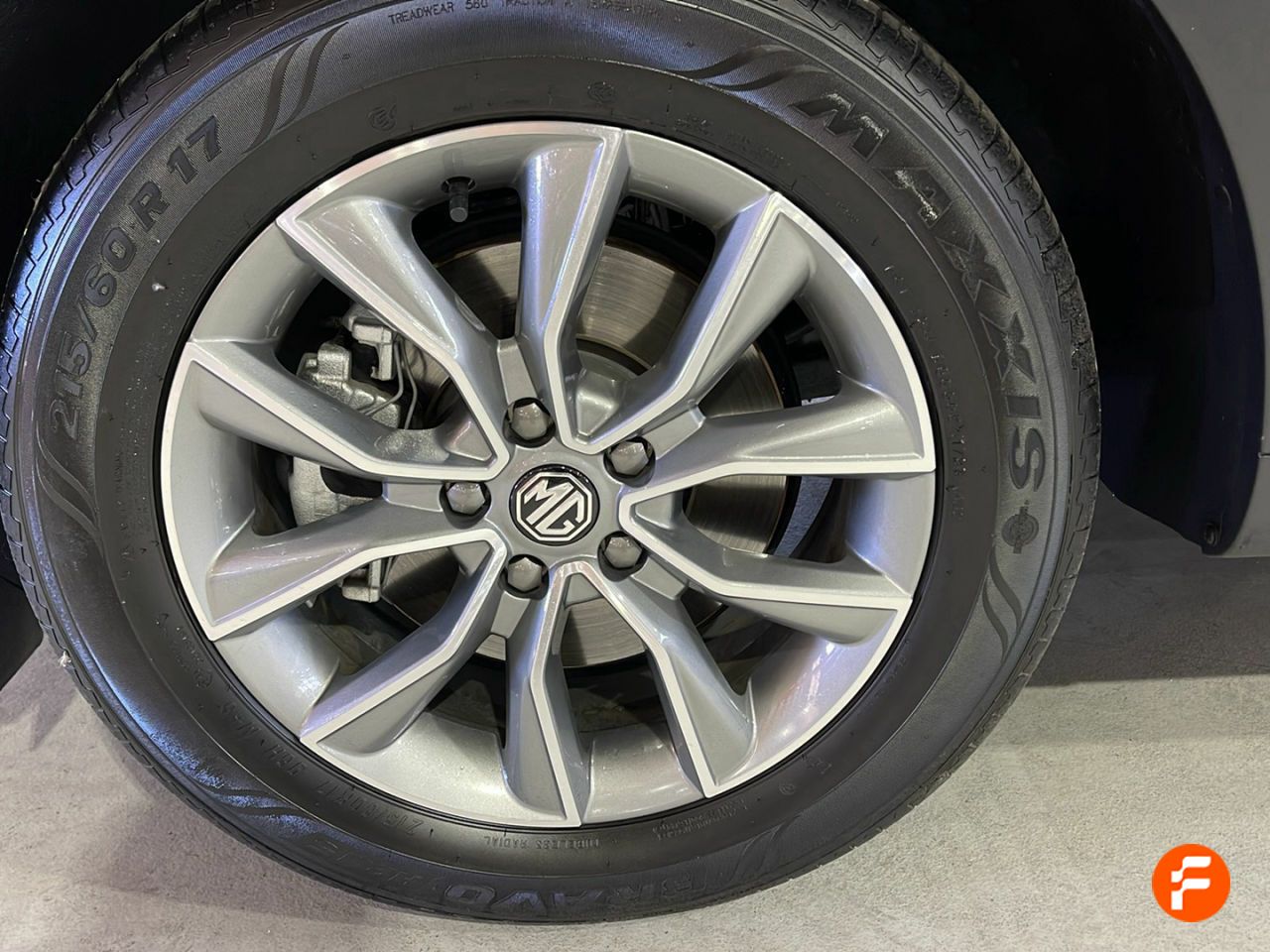 Foto MG HS 25